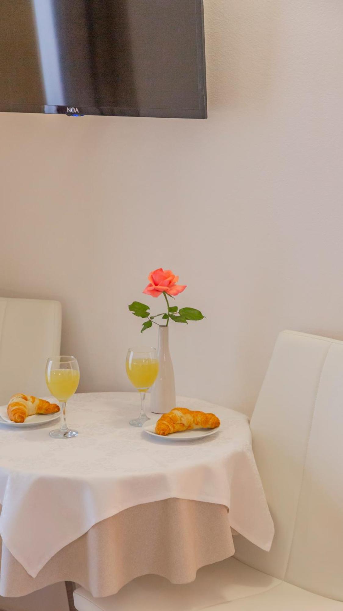 Baska Voda Apartments - Steps From The Beach, Free Parking, Central Location Εξωτερικό φωτογραφία
