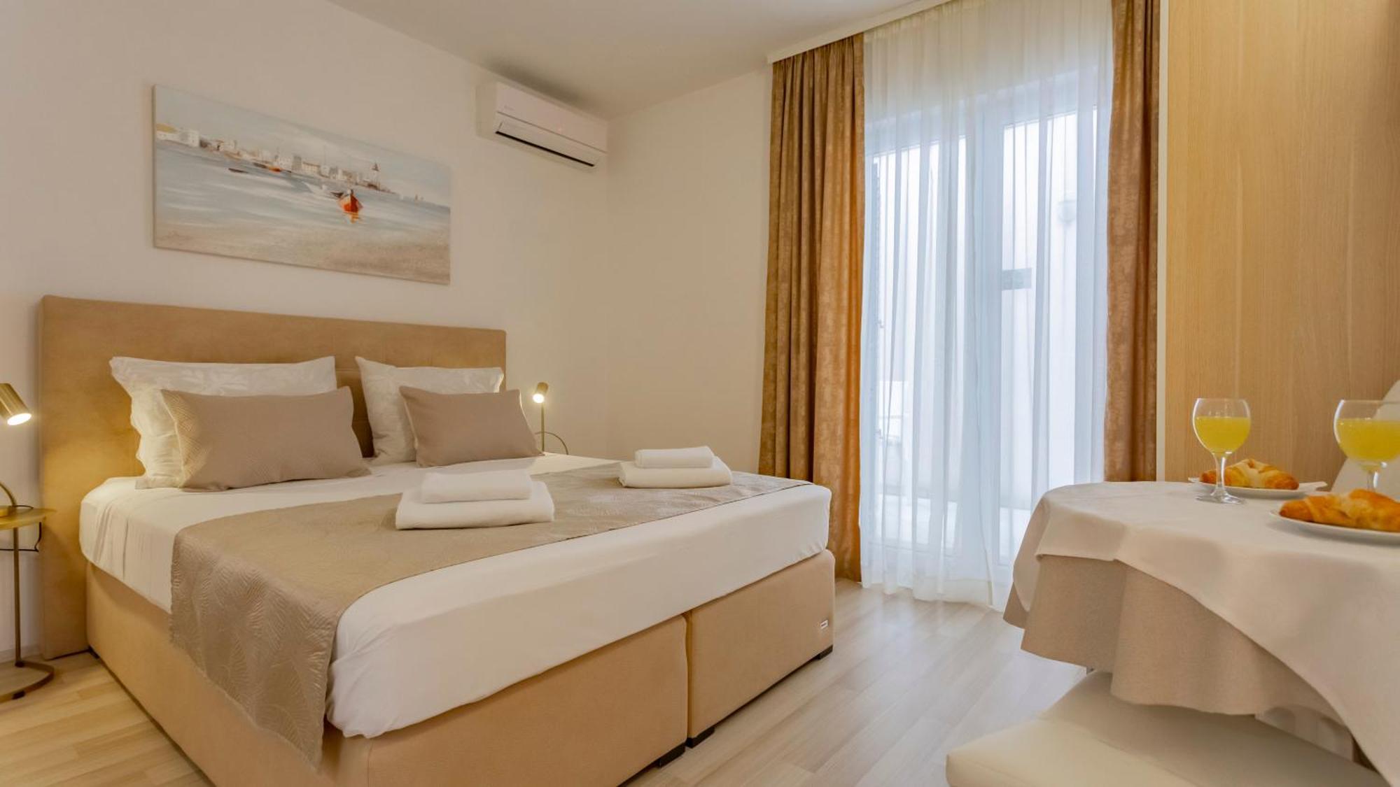 Baska Voda Apartments - Steps From The Beach, Free Parking, Central Location Εξωτερικό φωτογραφία
