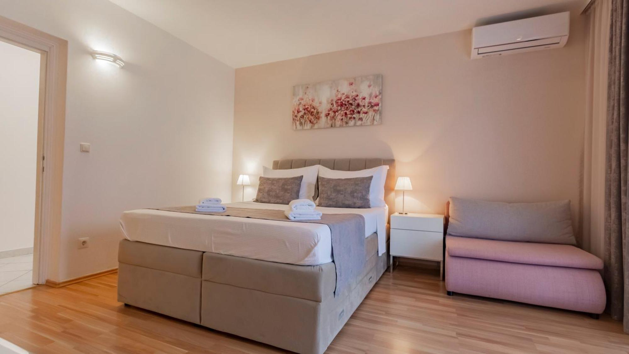 Baska Voda Apartments - Steps From The Beach, Free Parking, Central Location Εξωτερικό φωτογραφία
