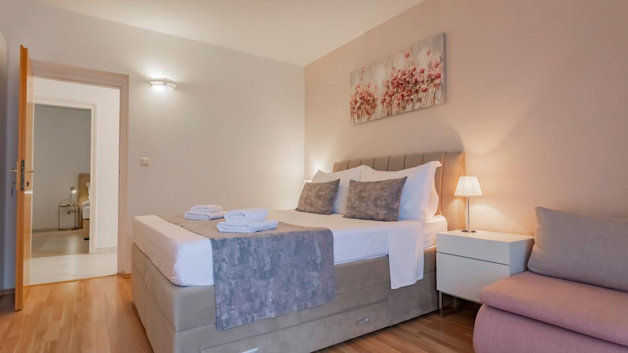 Baska Voda Apartments - Steps From The Beach, Free Parking, Central Location Εξωτερικό φωτογραφία