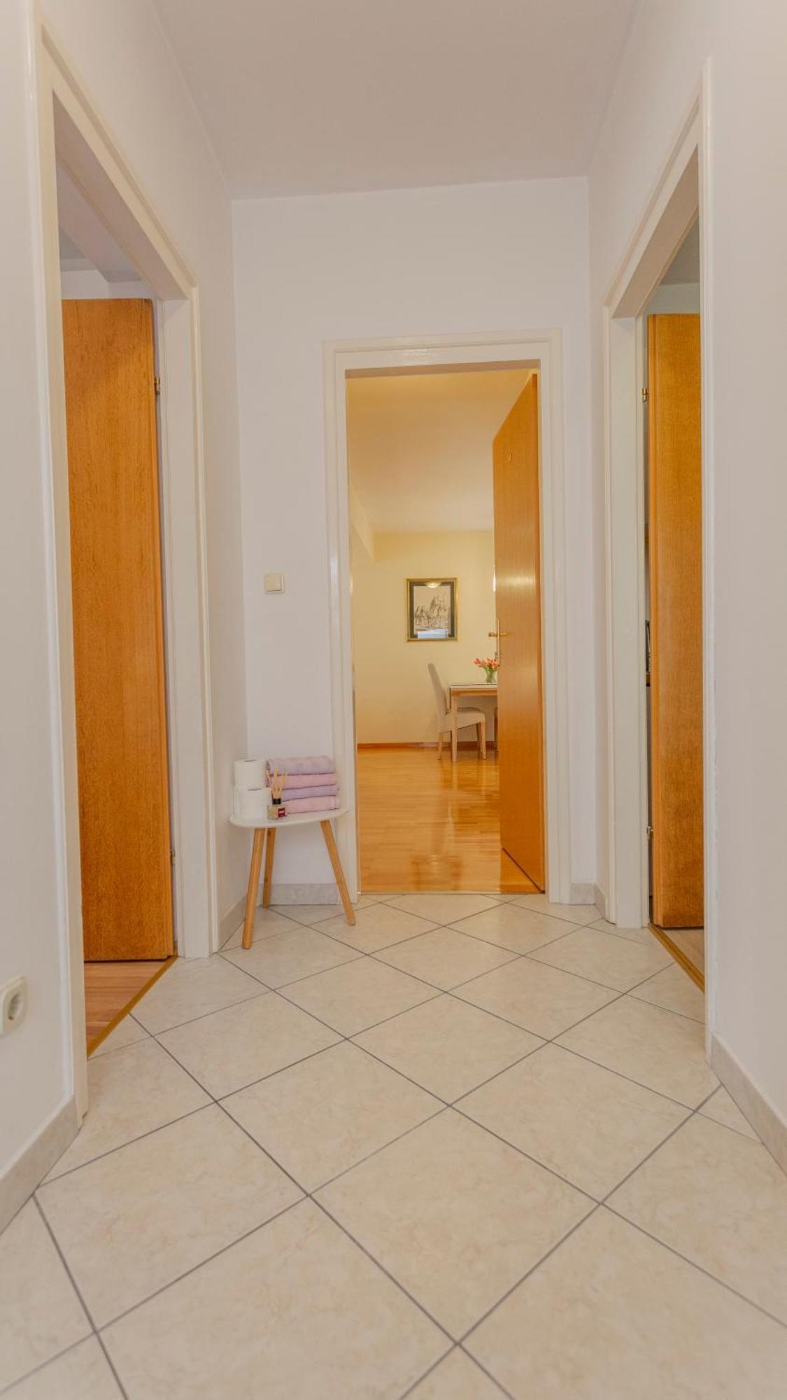 Baska Voda Apartments - Steps From The Beach, Free Parking, Central Location Εξωτερικό φωτογραφία